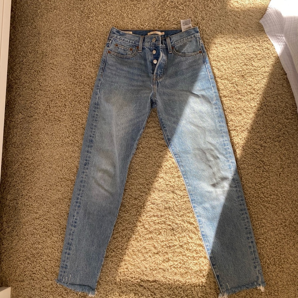 Levi’s Wedgie Jeans size 25